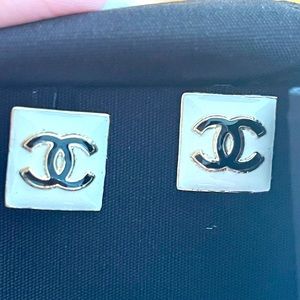 NIB Chanel Scrabble Studs